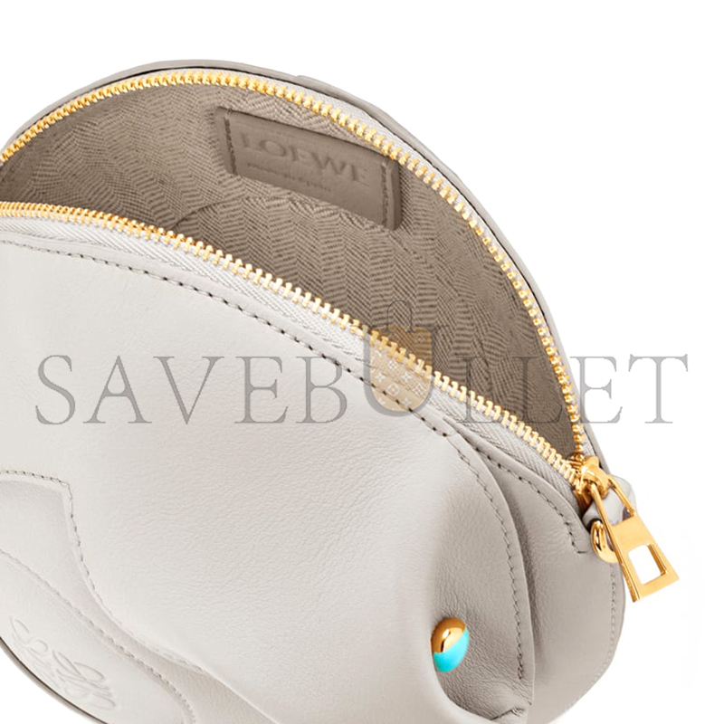 LOEWE SNAKE BAG IN SMOOTH CALFSKIN A623SKBX01 (18*18*10.5cm) LOEWE SNAKE BAG IN SMOOTH CALFSKIN A623SKBX01 (18*18*10.5cm)
