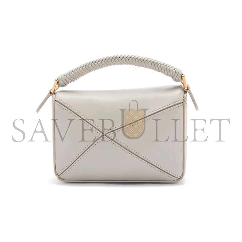 LOEWE MINI PUZZLE BAG IN SMOOTH CALFSKIN A510U95X86 (17.5*12.5*7.5cm) LOEWE MINI PUZZLE BAG IN SMOOTH CALFSKIN A510U95X86 (17.5*12.5*7.5cm)