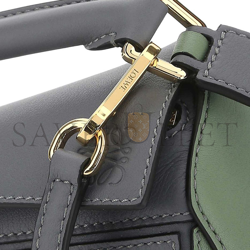 LOEWE MINI PUZZLE BAG IN CLASSIC CALFSKIN A510S21X34-2 (18*12.5*8cm)