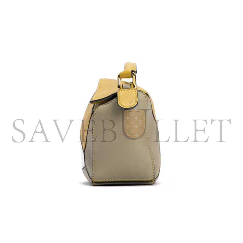 LOEWE MINI PUZZLE BAG IN CLASSIC CALFSKIN A510S21X34-3 (18*12.5*8cm)