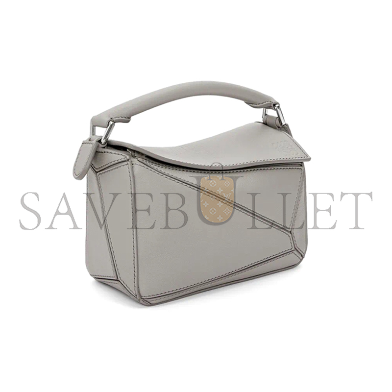 LOEWE MINI PUZZLE EDGE BAG IN CLASSIC CALFSKIN 061838-8 (18*12.5*8cm)