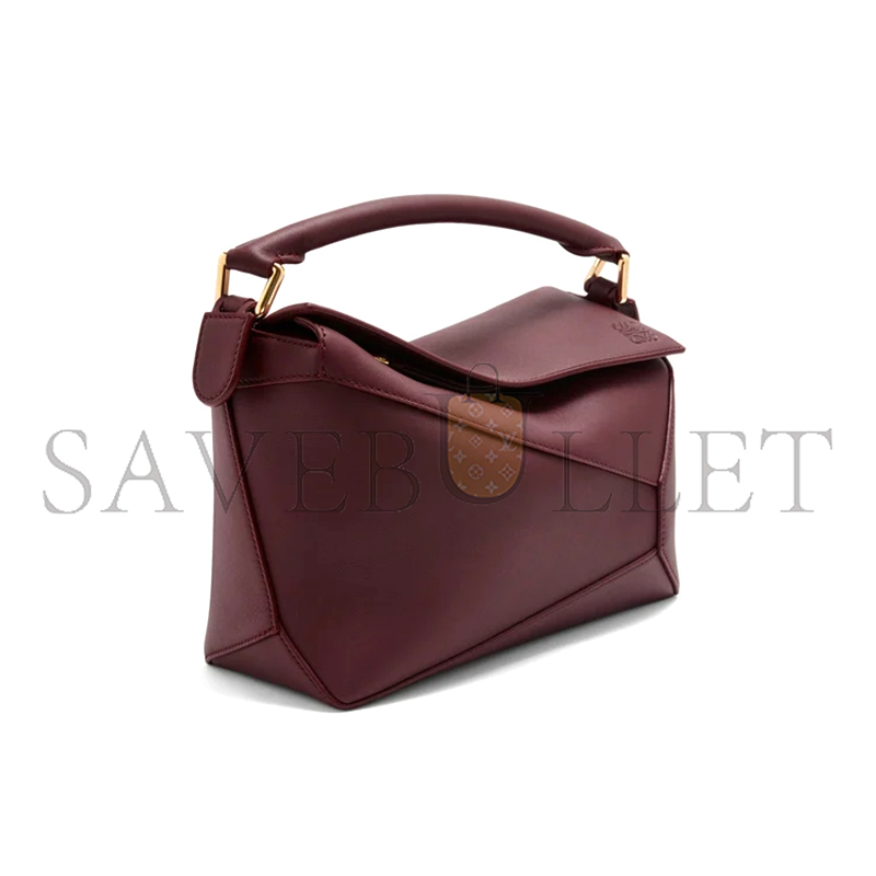 LOEWE SMALL PUZZLE EDGE BAG IN CLASSIC CALFSKIN A510P60X41 (24*16.5*10.5cm) LOEWE SMALL PUZZLE EDGE BAG IN CLASSIC CALFSKIN A510P60X41 (24*16.5*10.5cm)