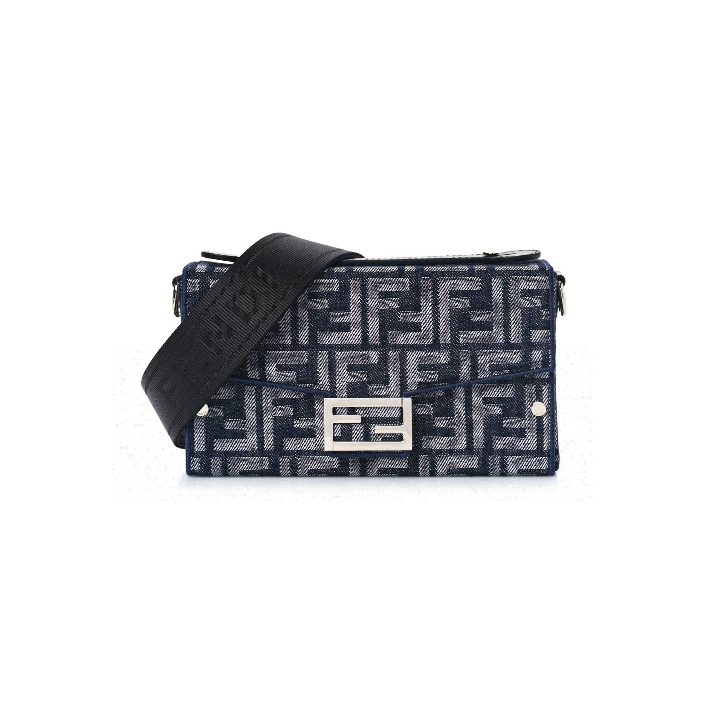 FENDI FABRIC JACQUARD REACTIVE JEAN DENIM VITELLO COVER FF BAGUETTE SOFT TRUNK BLUE BLACK (21*12*6cm)